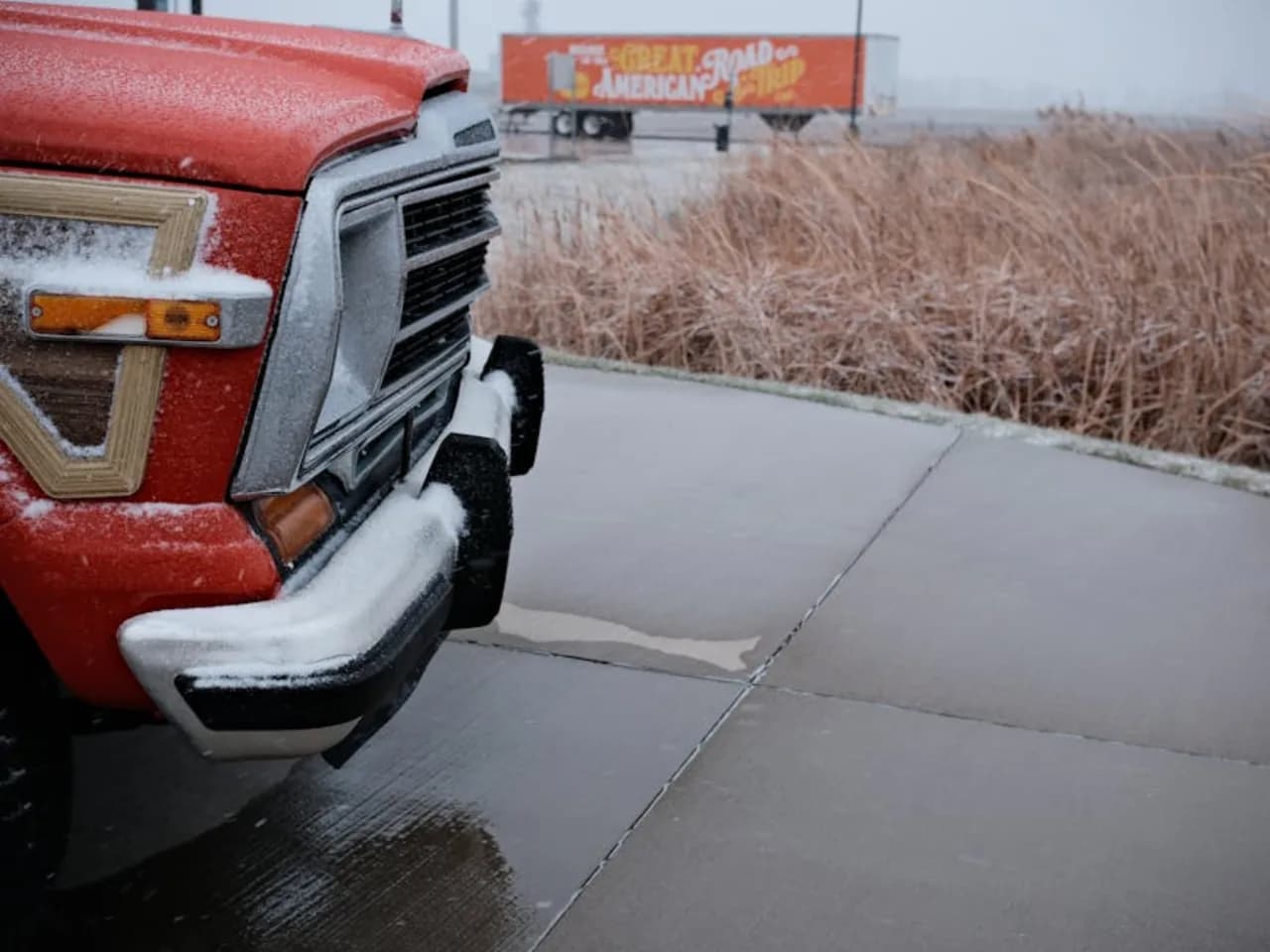 Winter traction grit on a Canadian sidewalk — 2-4 mm screened aggregate for pedestrian safety below -25°C.
