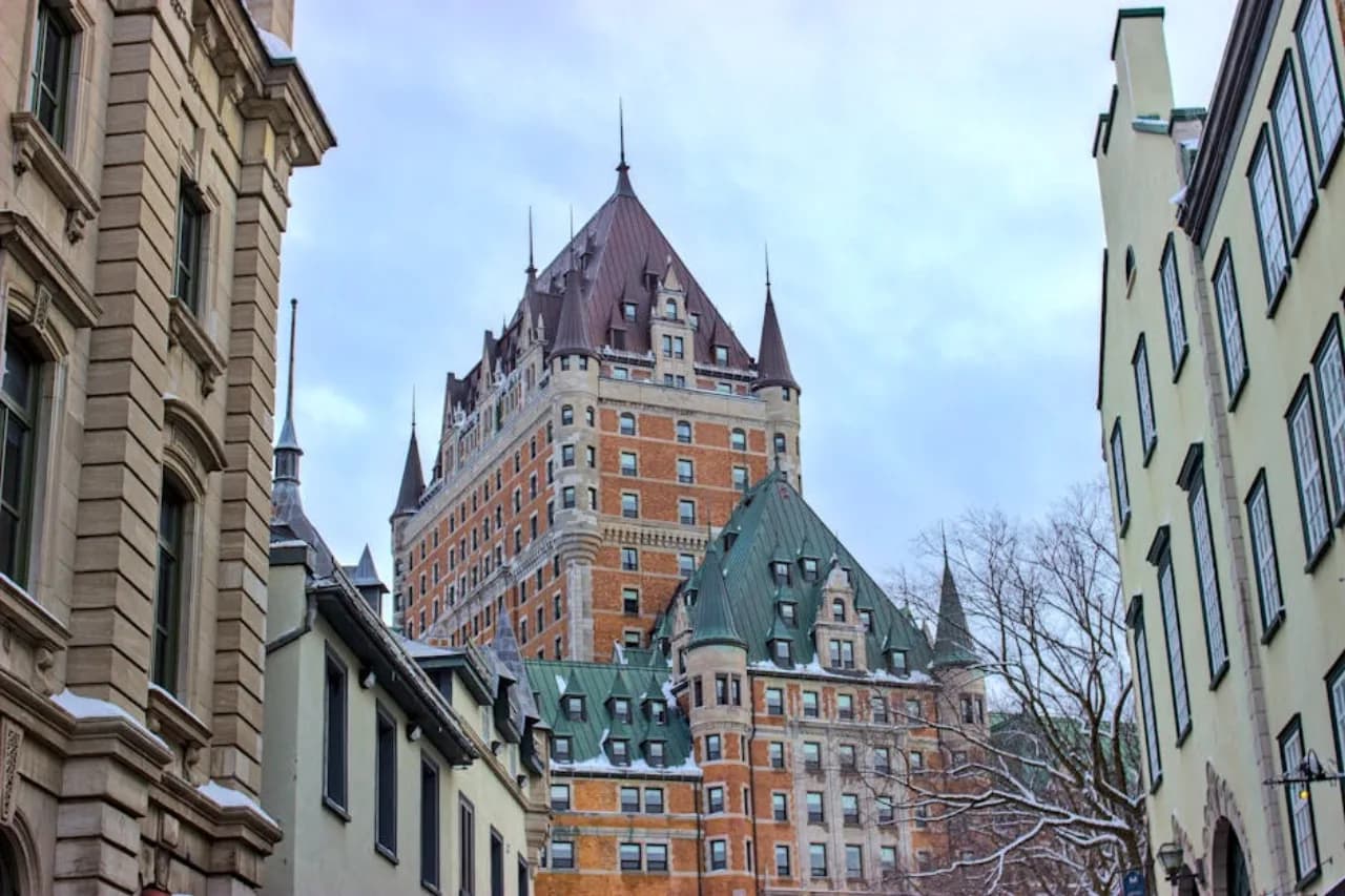 Québec City in winter — Château Frontenac and Old Québec under snow — Canada.